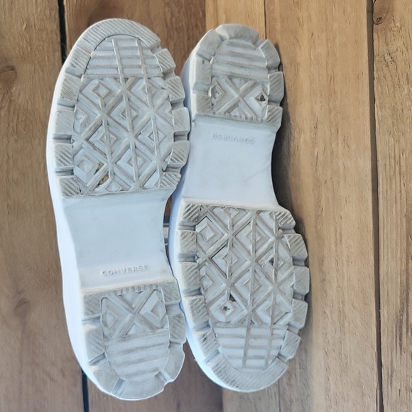 Lifted Platform Converse All Star Chuck Taylor - Picture 7 of 8